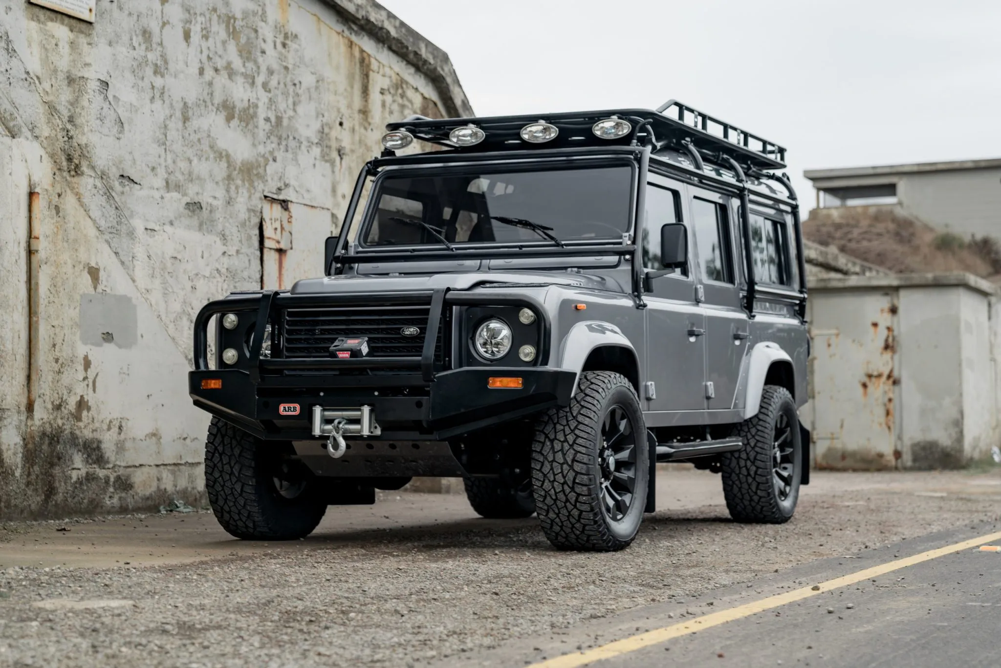 Land Rover Defender 110